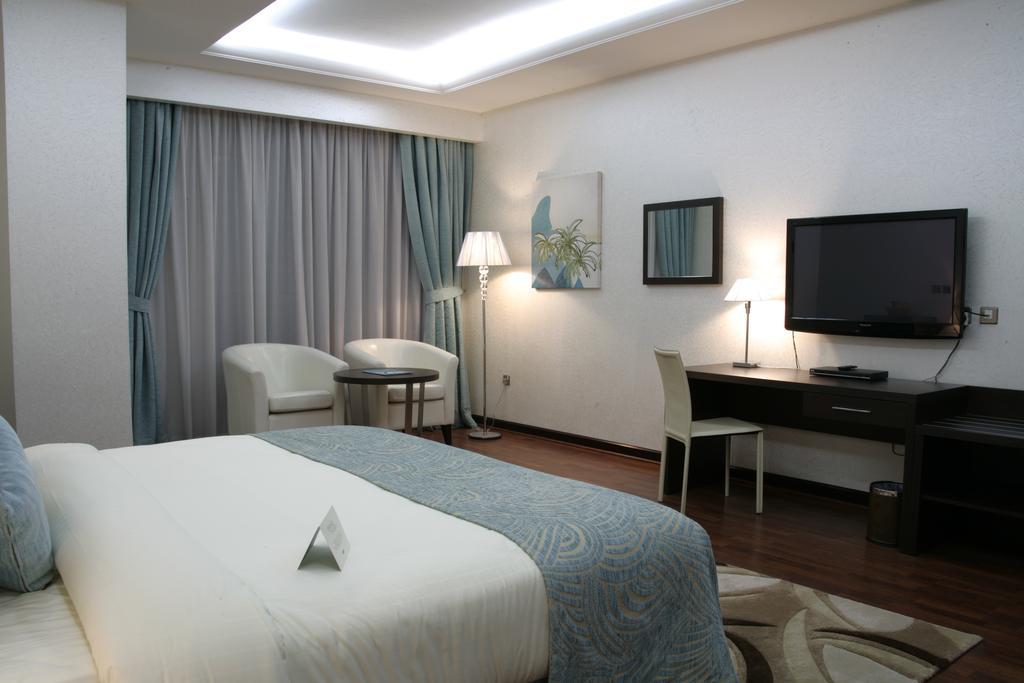 Gokulam Park Doha Hotel Eksteriør billede