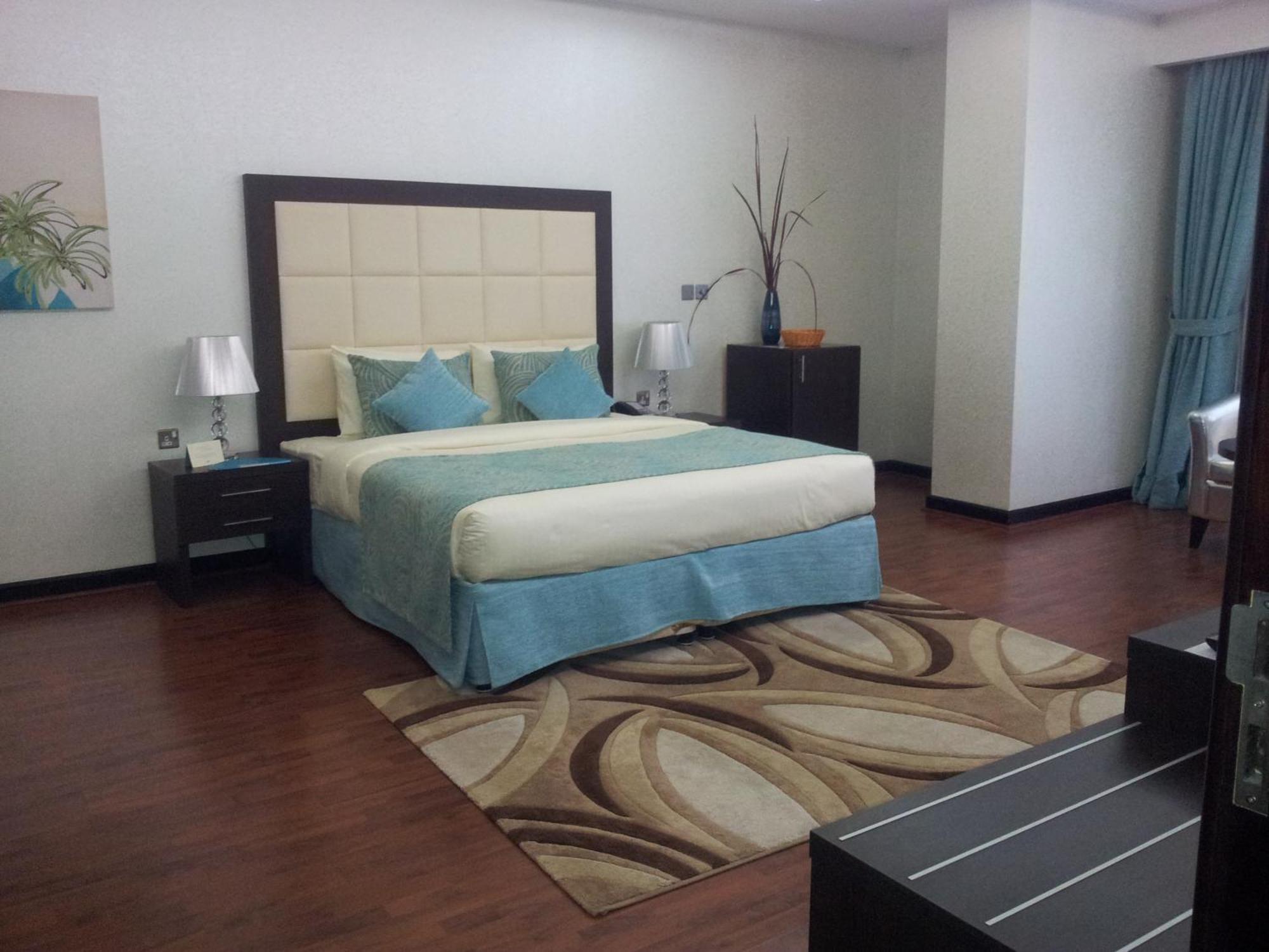 Gokulam Park Doha Hotel Eksteriør billede