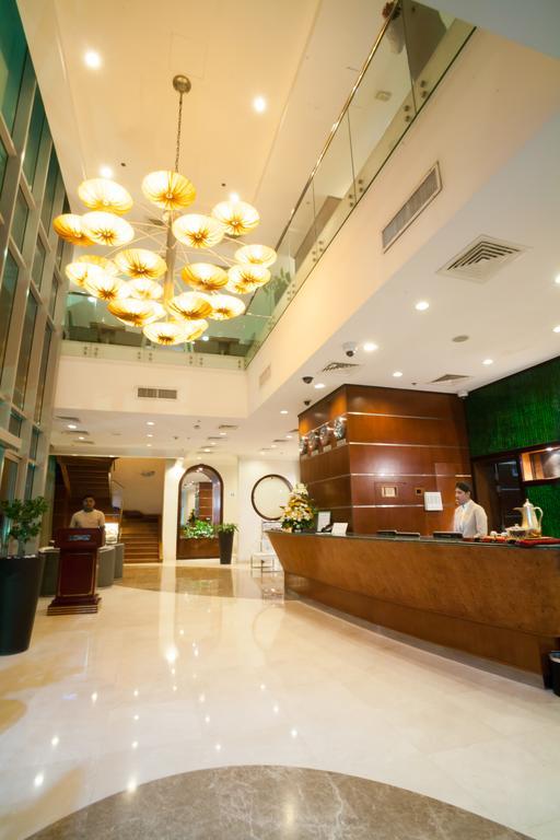 Gokulam Park Doha Hotel Eksteriør billede