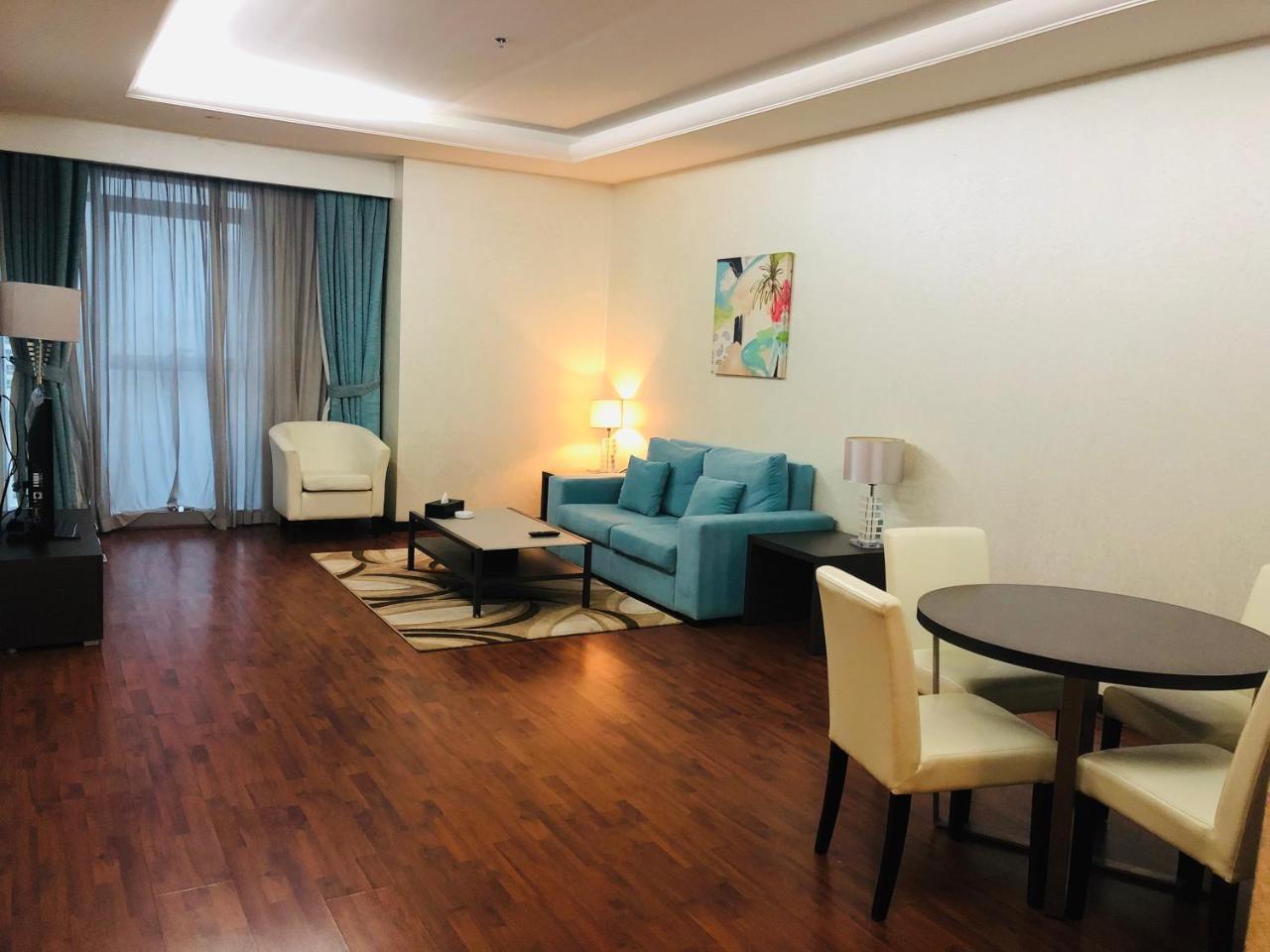 Gokulam Park Doha Hotel Eksteriør billede