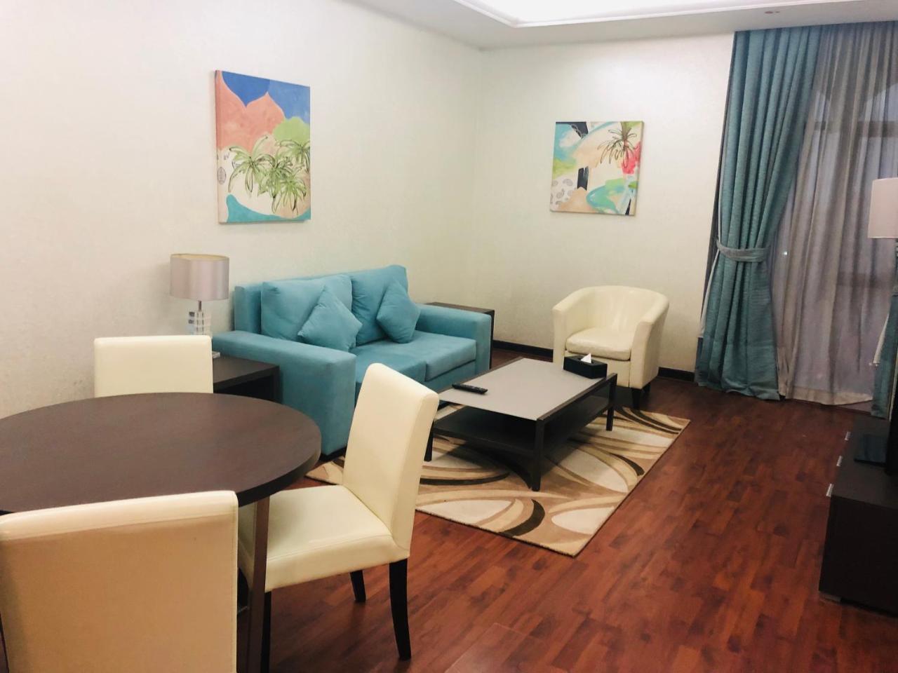 Gokulam Park Doha Hotel Eksteriør billede